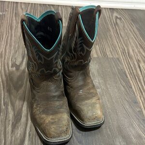 Brown work Boots with Blue Accents